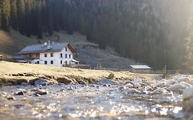 Ferienhaus Rifugio Malga Ra Stua